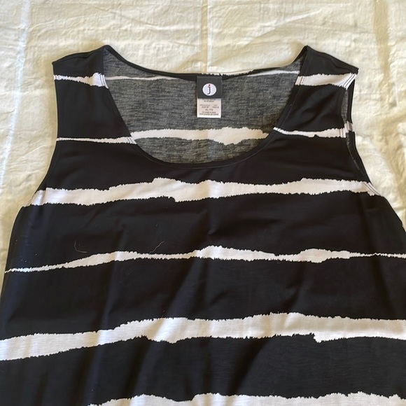 Black and white, womens sleeveless dress, size XL - Picture 2 of 7